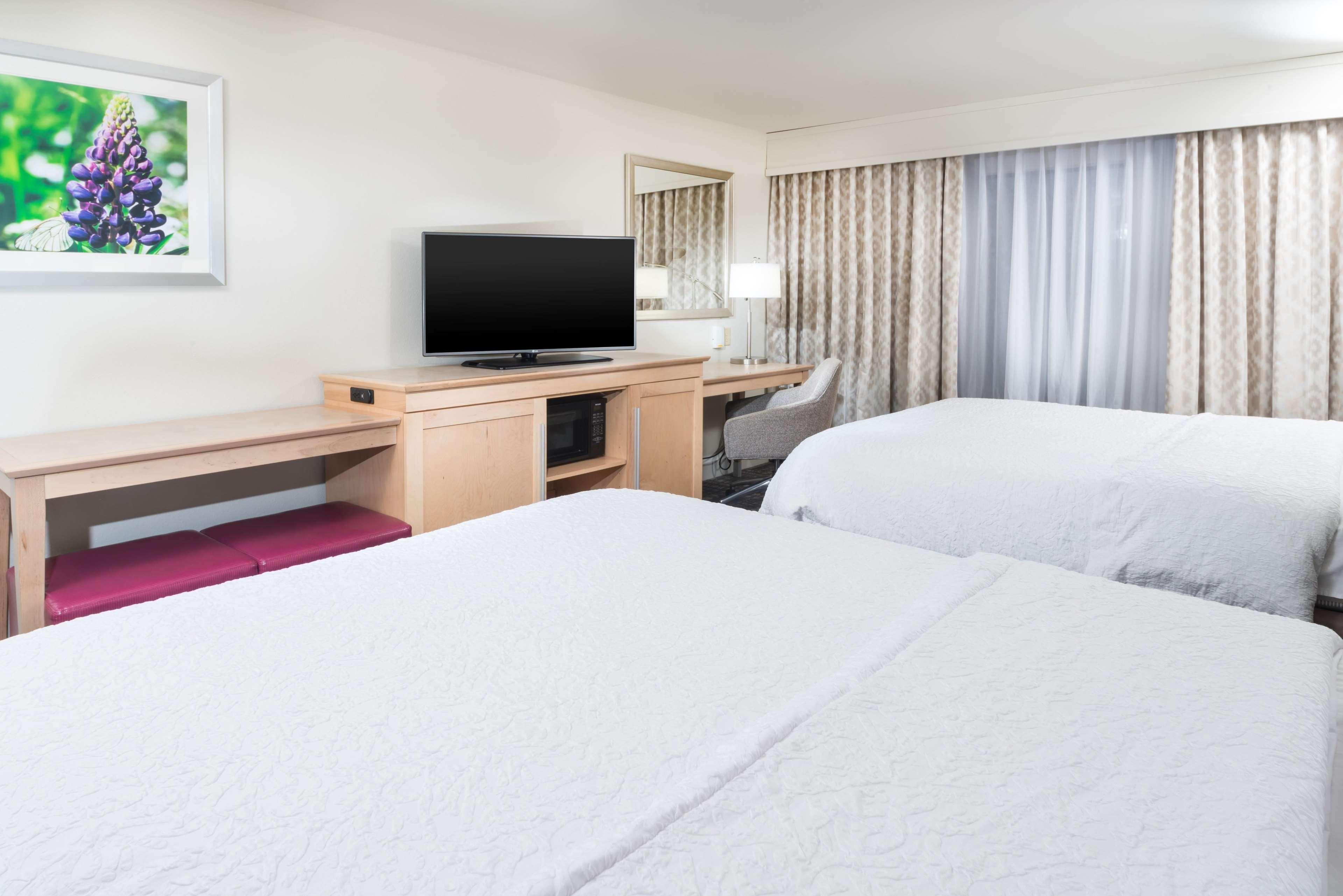 Hampton Inn & Suites Wilson I-95 Eksteriør billede