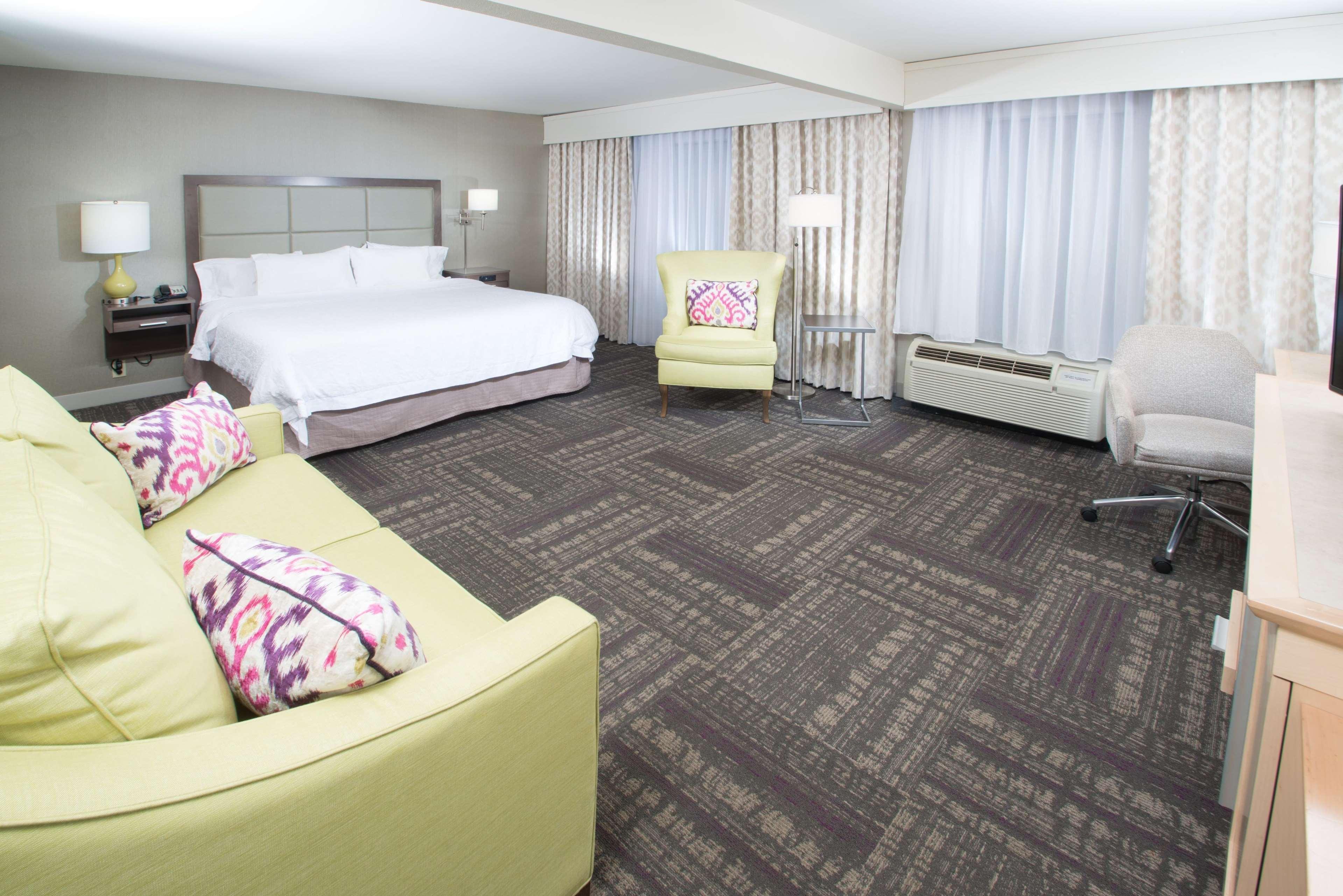 Hampton Inn & Suites Wilson I-95 Eksteriør billede