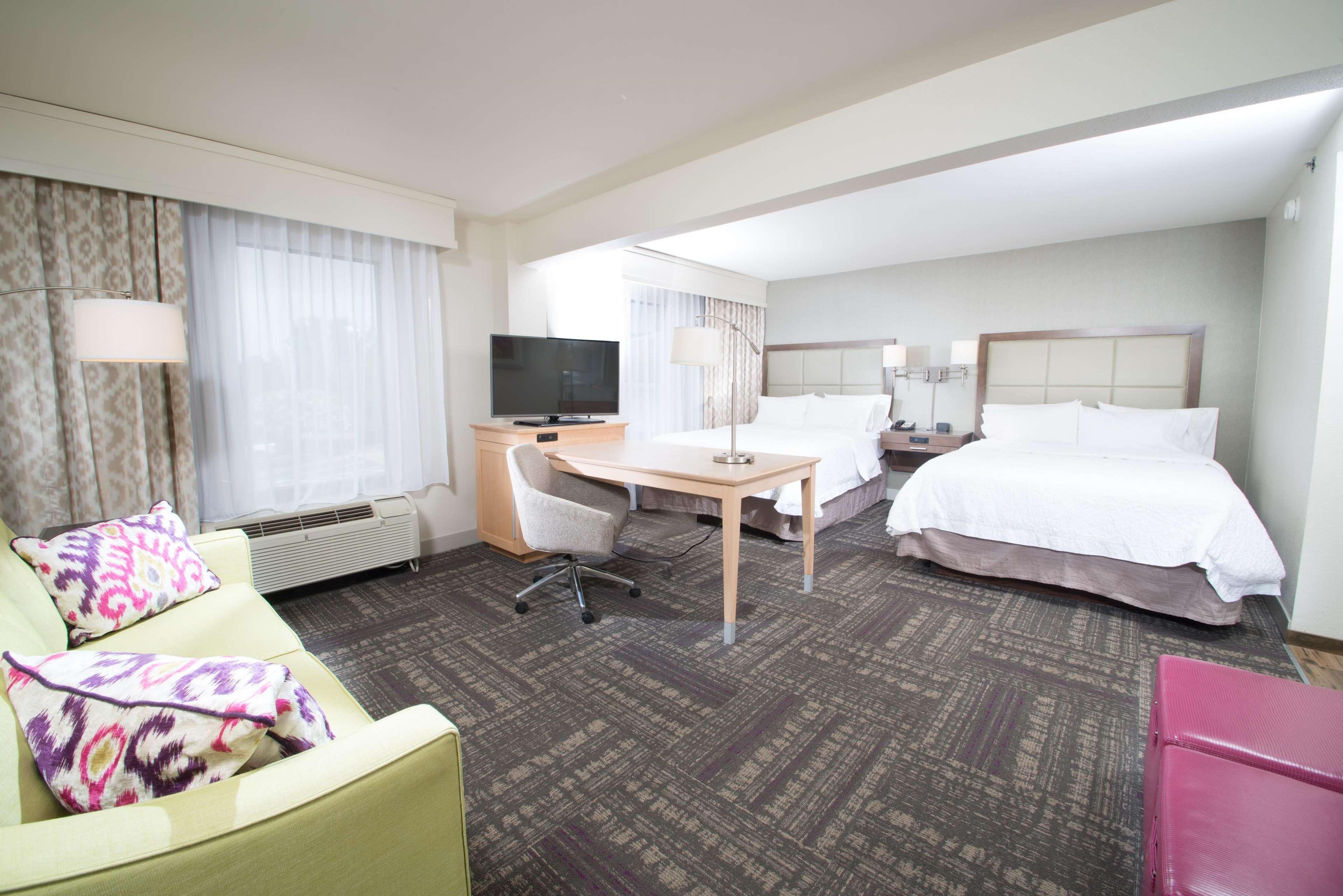 Hampton Inn & Suites Wilson I-95 Eksteriør billede