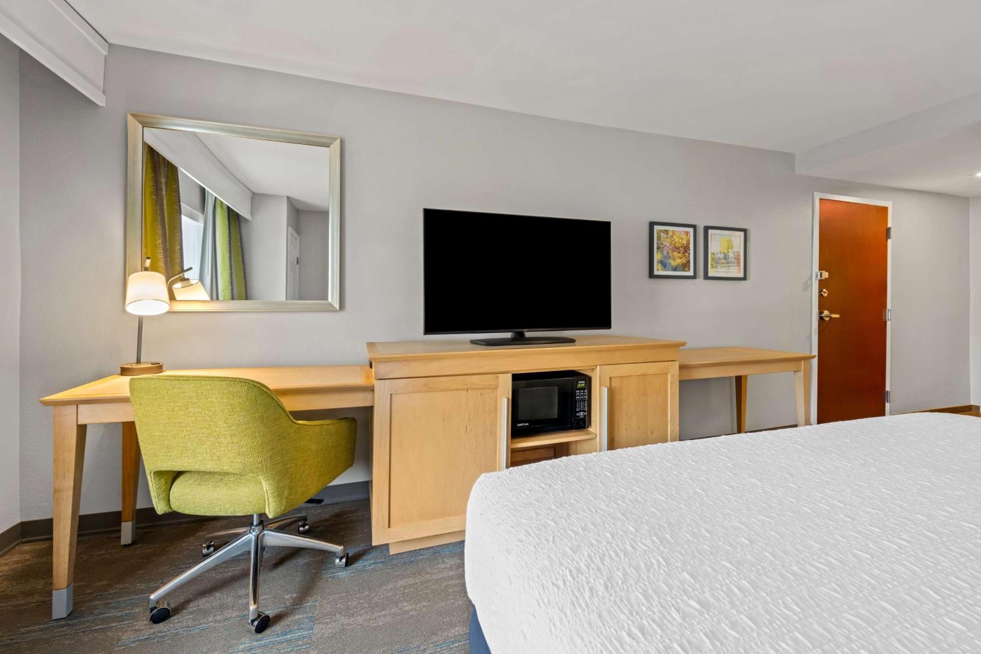 Hampton Inn & Suites Wilson I-95 Eksteriør billede