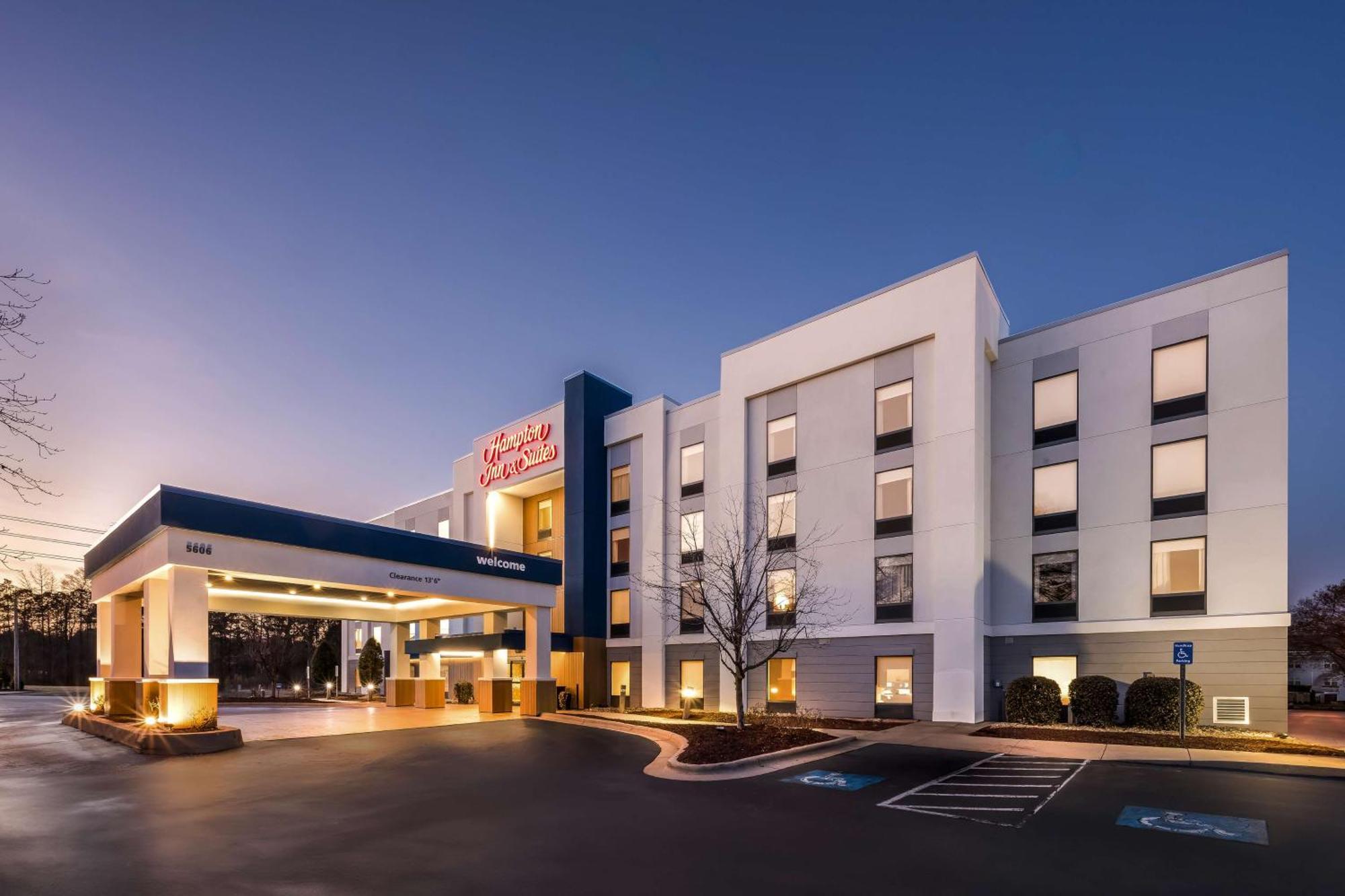 Hampton Inn & Suites Wilson I-95 Eksteriør billede