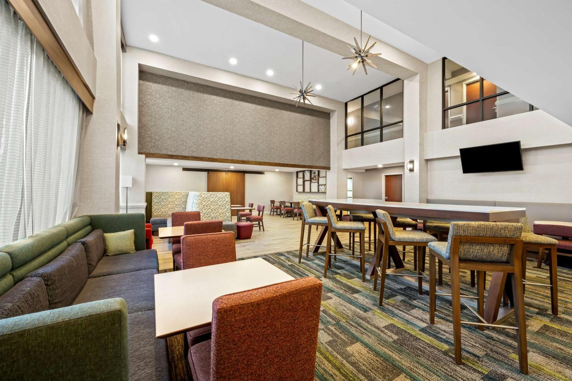 Hampton Inn & Suites Wilson I-95 Eksteriør billede